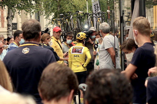 Complicidades (y algunos secretos) en el Tour de Francia femenino