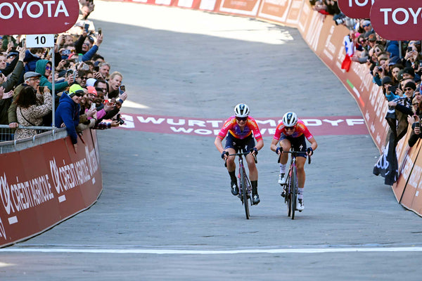 A shocking sprint, one wild horse and trouble at Team SD Worx - What was going on in the women's Strade Bianche?