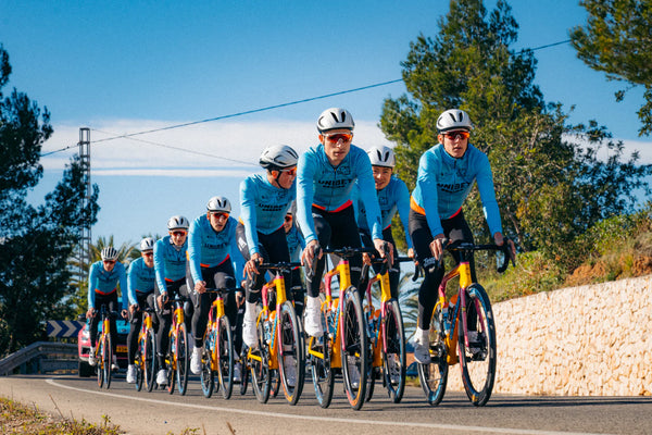 La eclosión de Bas Tietema y su desafío a la estructura tradicional de los equipos ciclistas