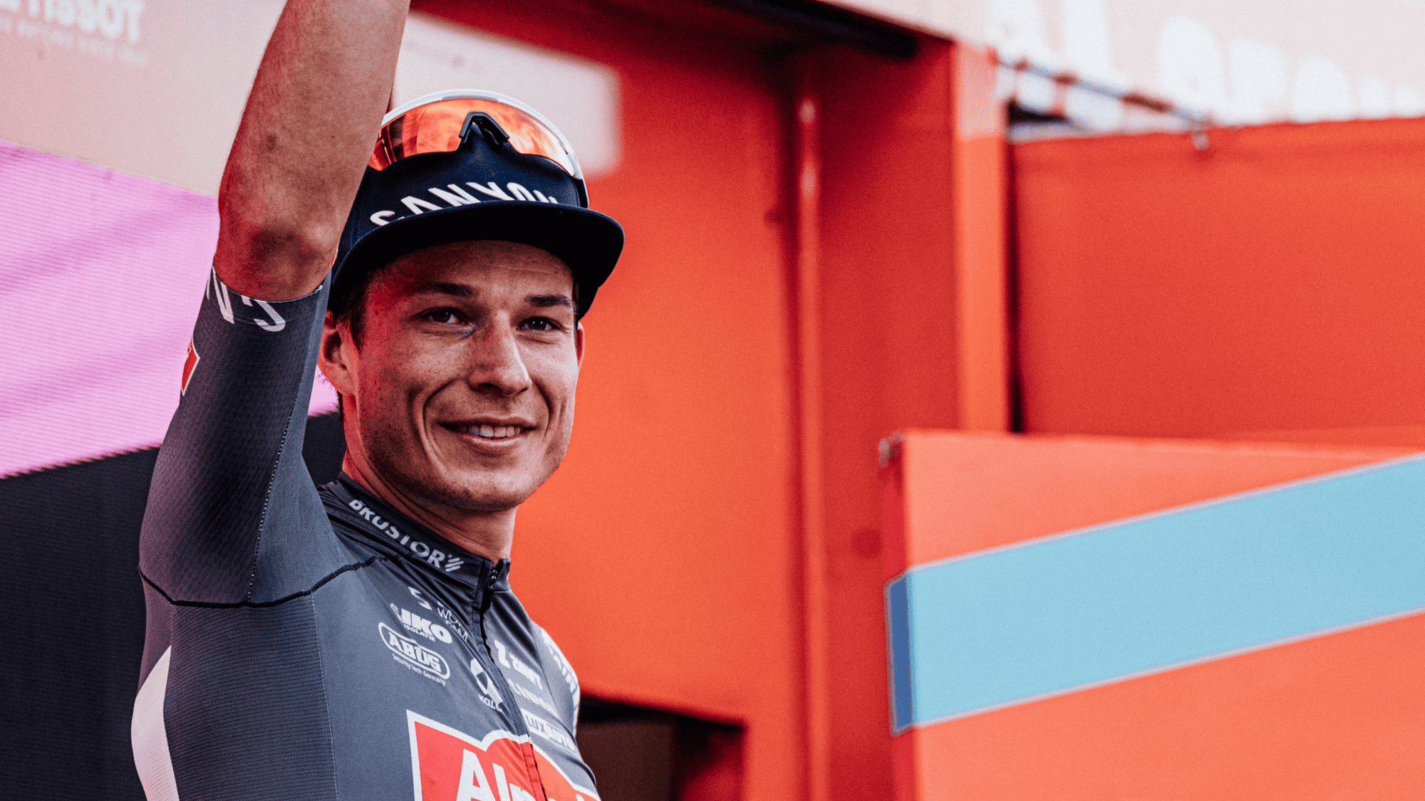 Finding a different way to win: Jasper Philipsen crushes the dreams of the pretenders