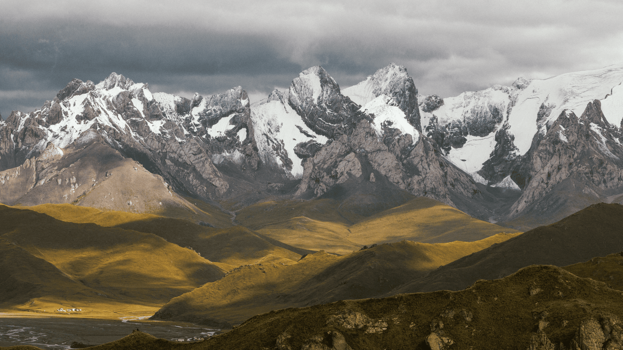 The Wild Mountains: A gallery capturing The Silk Road Mountain Race