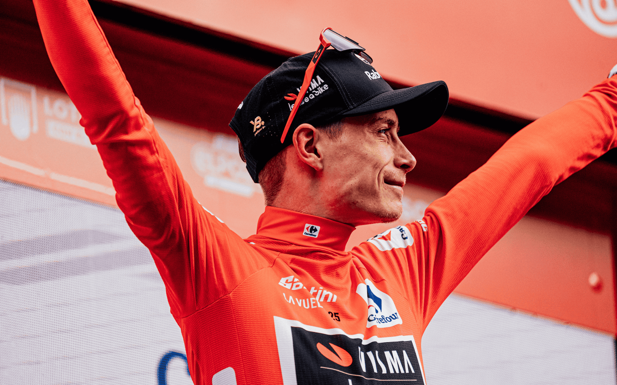 Relaxed in red: Jonas Vingegaard is his best self at the Vuelta a España