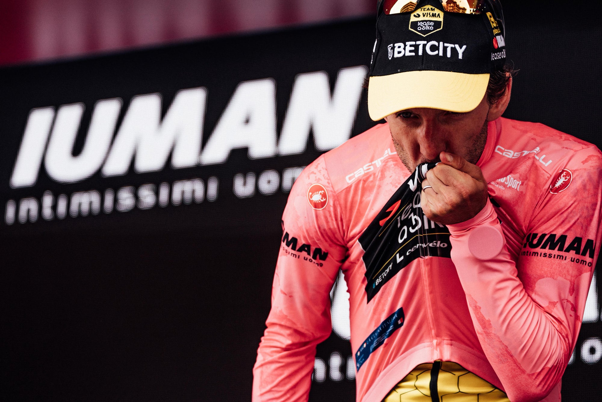 ‘It was Finestre where he lost everything, and Finestre where he won it all back’ - Simon Yates proves fairytale endings exist