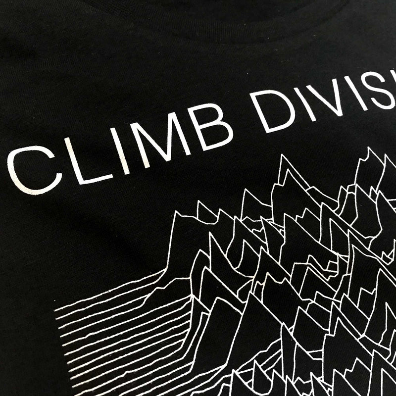 Volata - Climb Division - Organic Cotton Unisex T-Shirt Camiseta