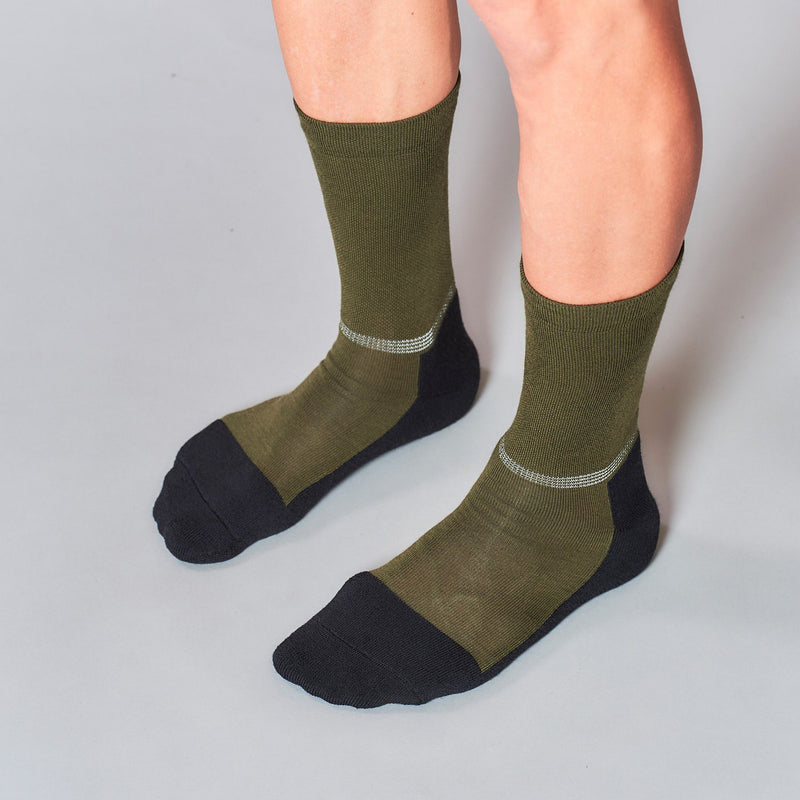 Fingerscrossed Merino Socks - Olive - Rouleur